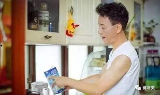 娱乐吃瓜酱17岁老人